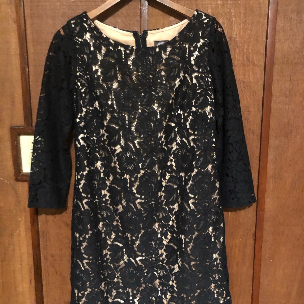 Vince Camuto Black Lace Overlay 3/4 Sleeve dress - Picture 6 of 7